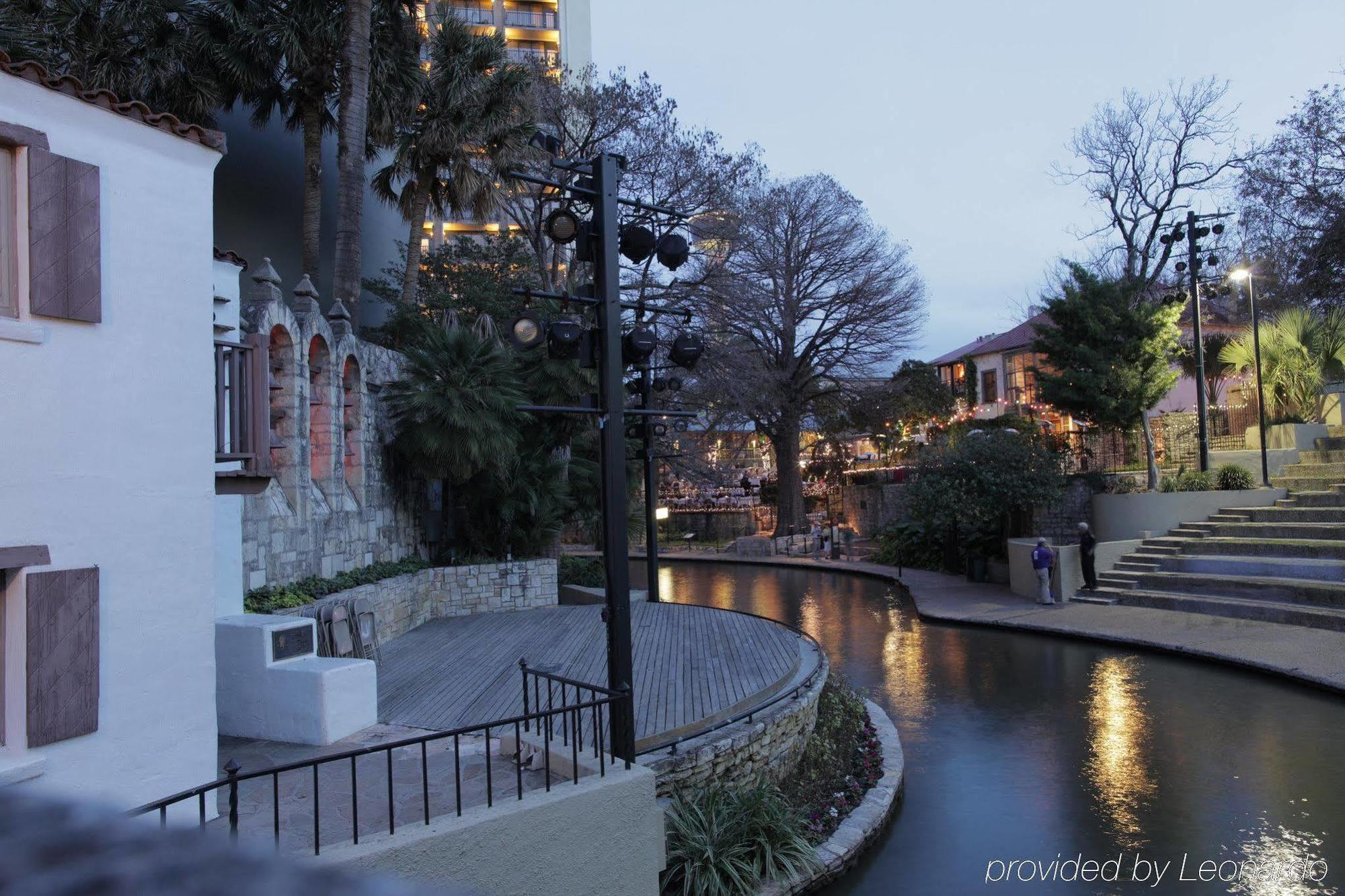 Comfort Suites Alamo-River Walk Σαν Αντόνιο Εξωτερικό φωτογραφία